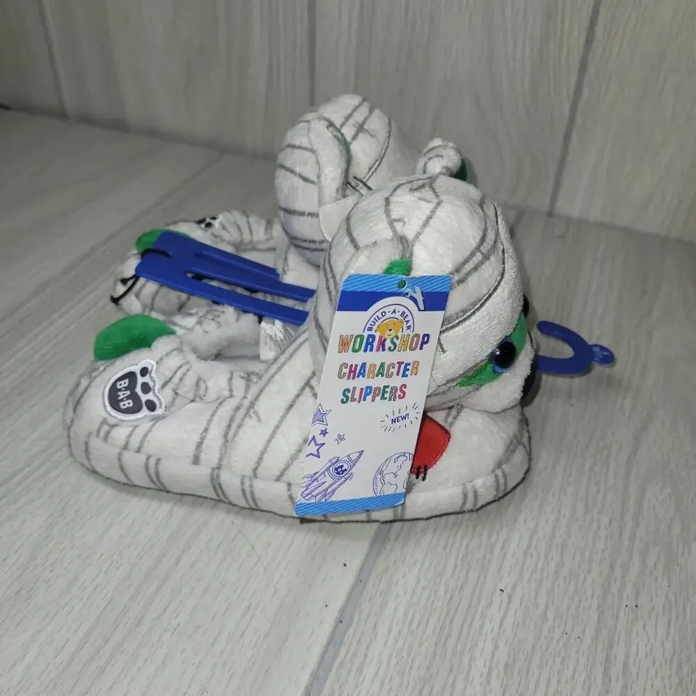 NWT Kids Build A Bear Unisex Mummy Bear Slippers Size Small 10-11